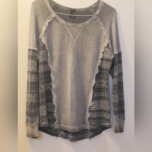 CS Distressed 90s M Sweater - Picture 2 of 6